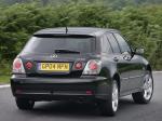 Lexus IS300 SportCross 2001 года (UK)